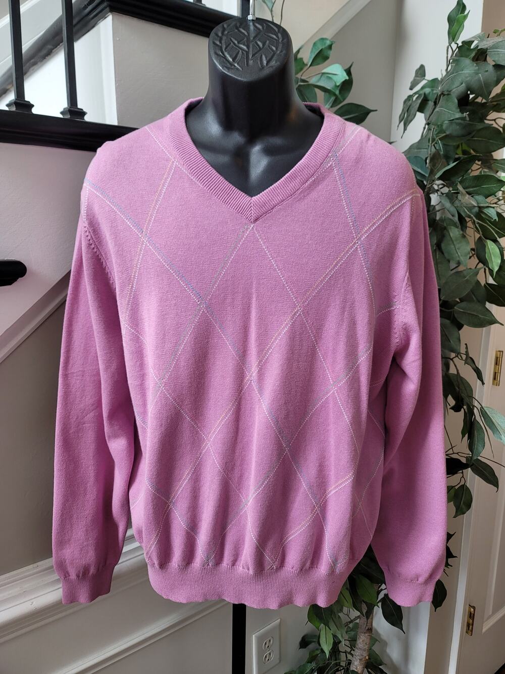 Bobby Jones V-Neck Sweater Men's Size XL Lilac Cotton Blend Long Sleeves Golf